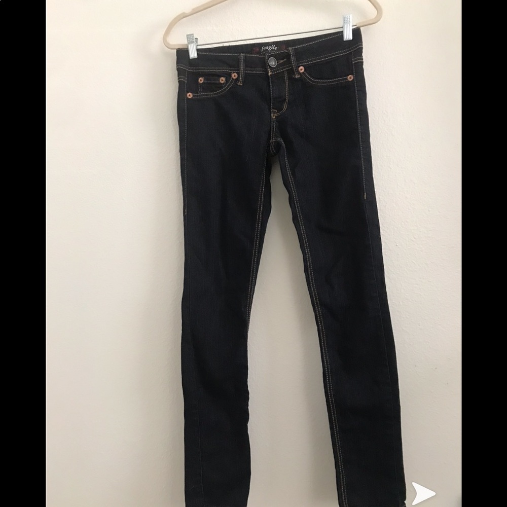 Fragile Jeans